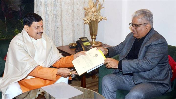 मुख्यमंत्री डॉ. यादव की केंद्रीय मंत्री श्री भूपेंद्र यादव से प्रदेश हित के विषयों पर चर्चा
